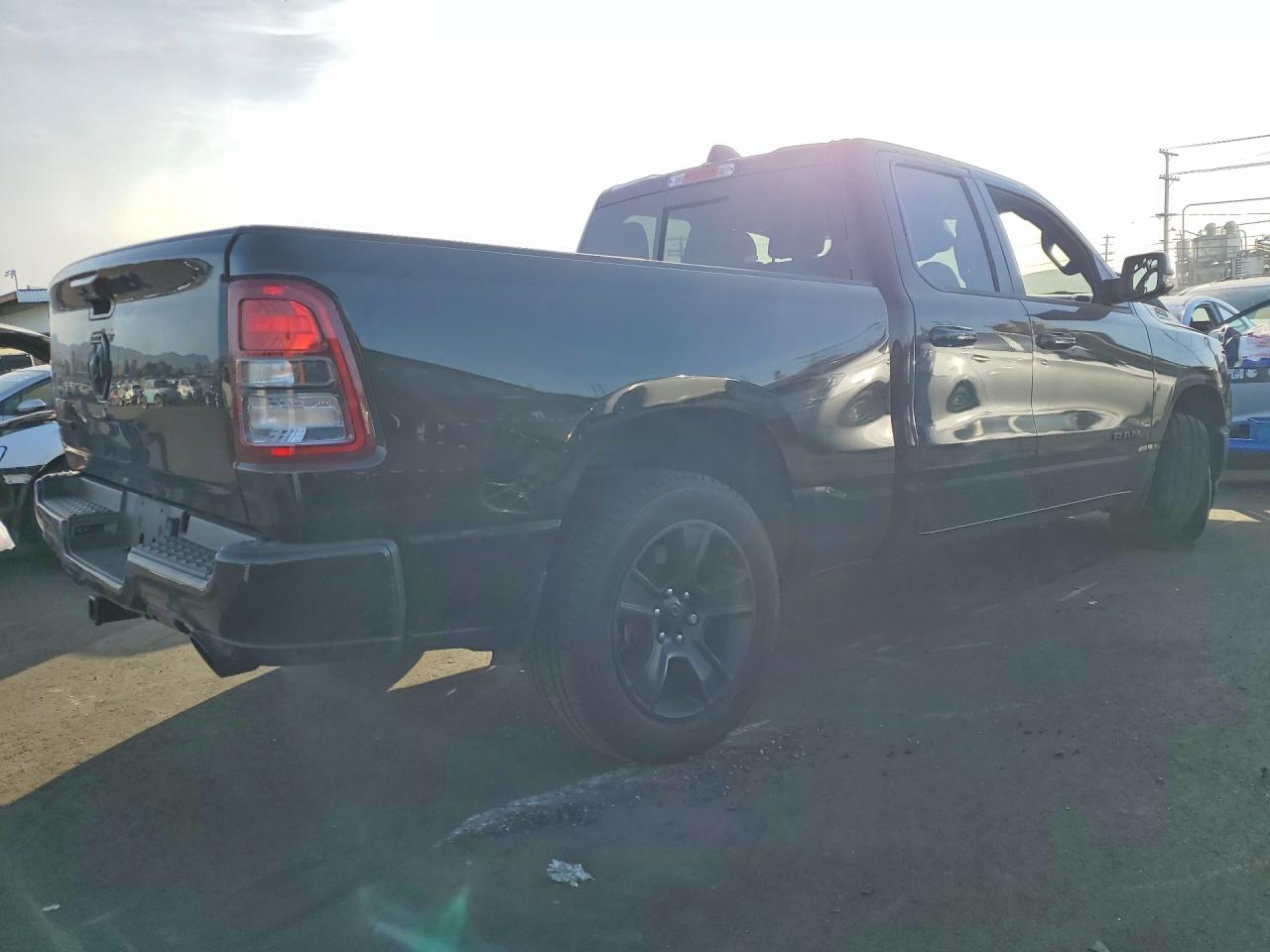 2023 Dodge 1500 VIN 1C6RREBT9PN516234 photo 3