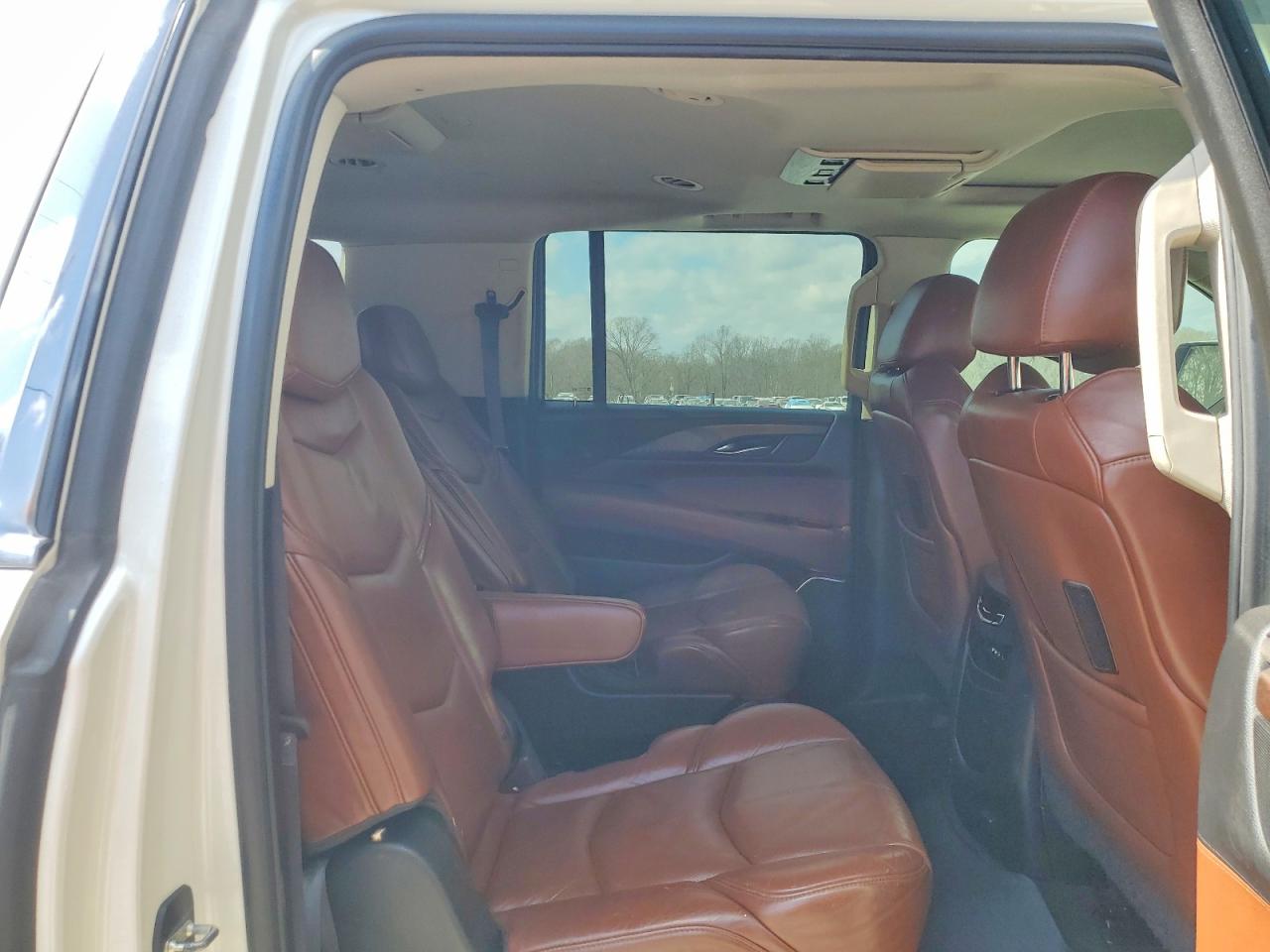 2015 Cadillac Escalade VIN 1GYS3SKJ6FR693446 photo 11