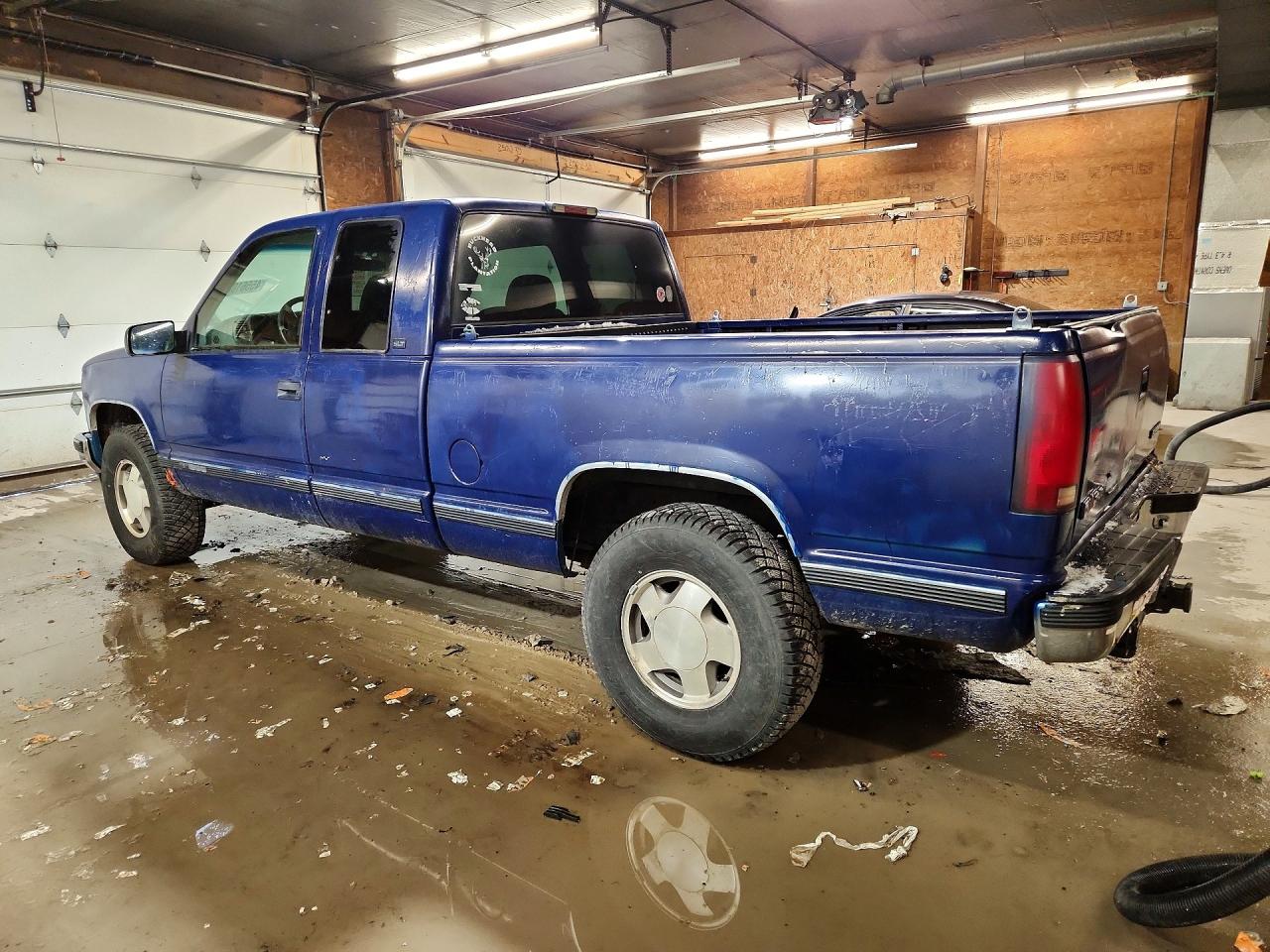 1997 GMC SIERRA VIN 2GTEK19R8V1502483 photo 2