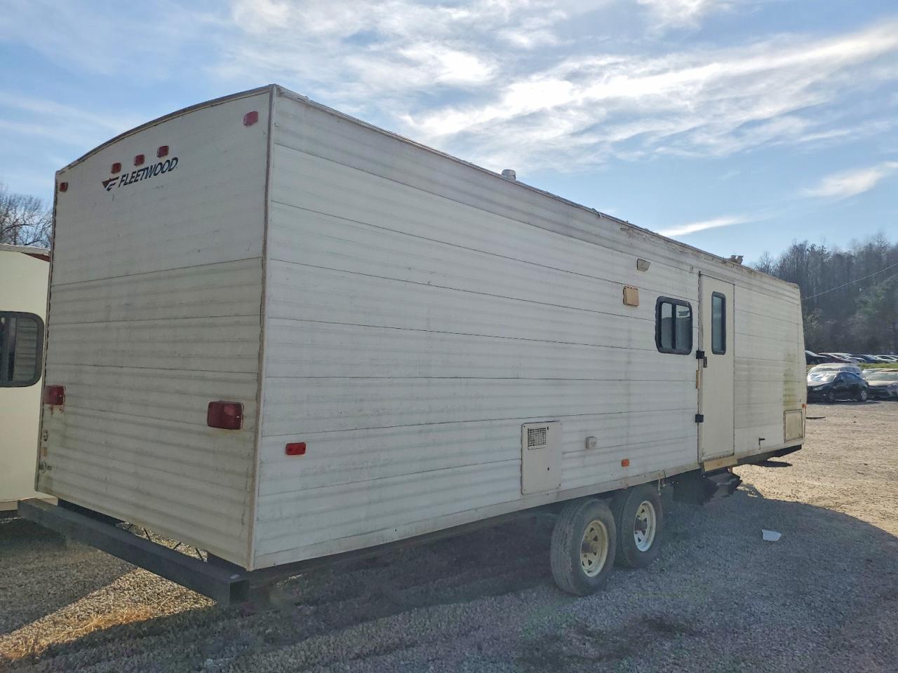2006 FLEETWOOD Trailers VIN 1EB32214262314314 photo 4