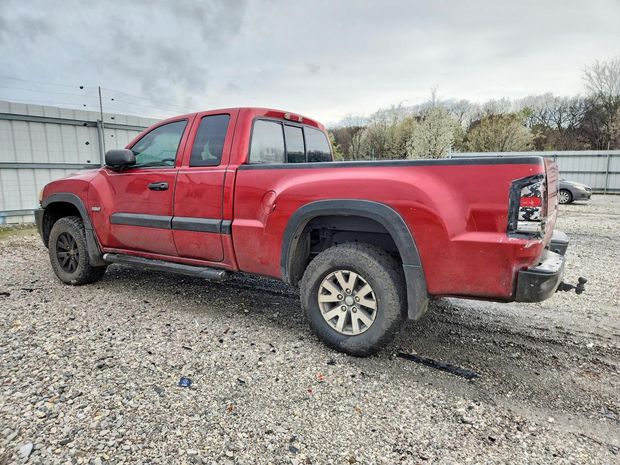 2006 Mitsubishi Raider VIN 1Z7HC32N56S529188 photo 2