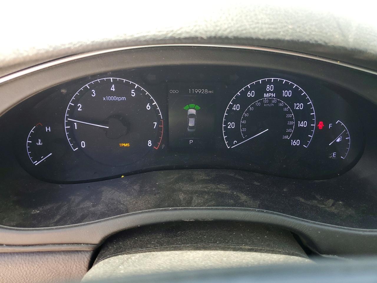 2014 Hyundai Genesis VIN KMHGC4DD3EU262357 photo 9