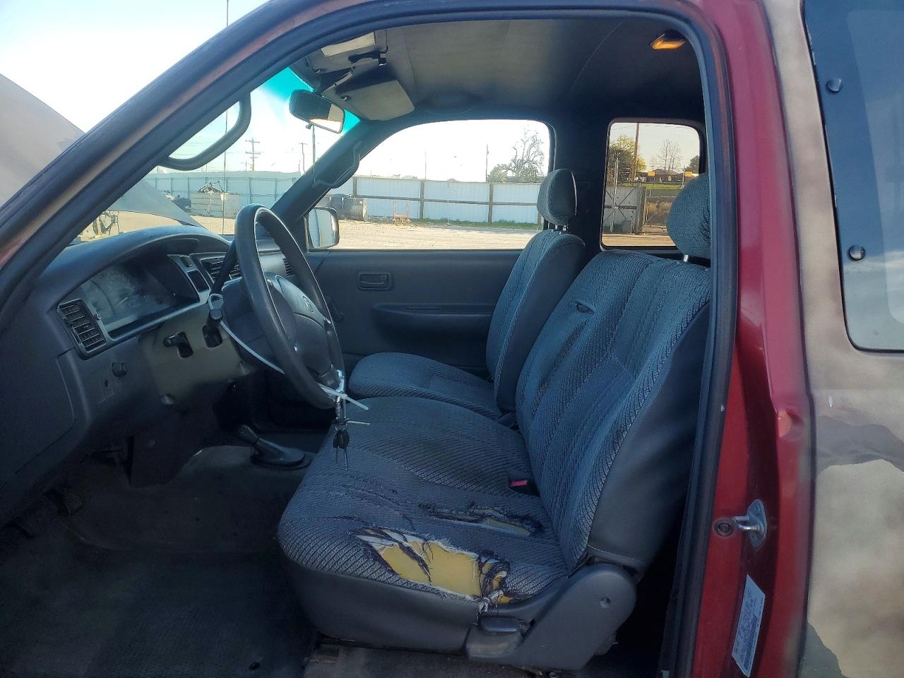1995 Toyota T100 VIN JT4VD22E6S0010680 photo 7