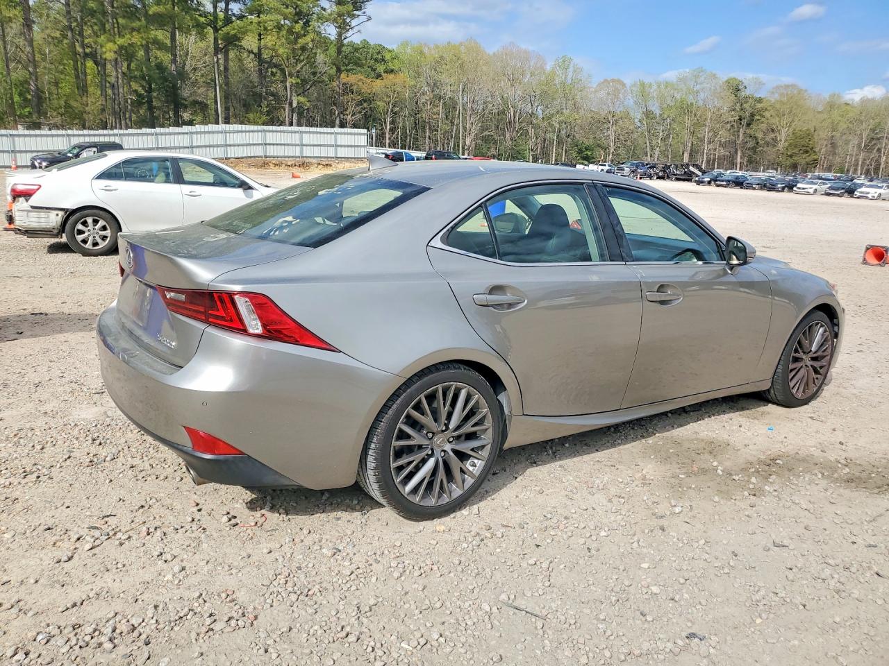 2016 Lexus Is VIN JTHBA1D23G5001792 photo 3
