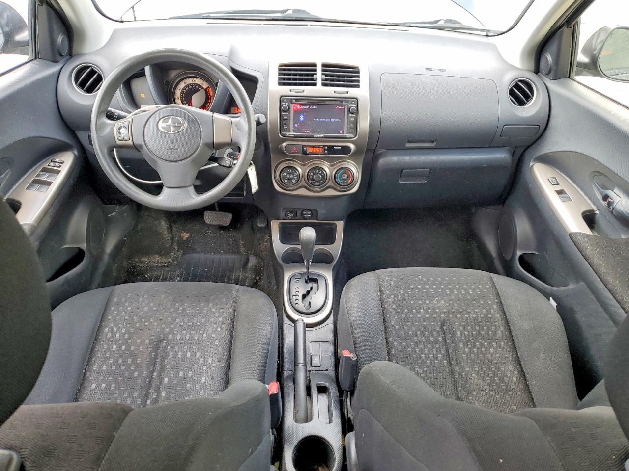 2014 Scion Xd VIN JTKKUPB42E1041147 photo 8