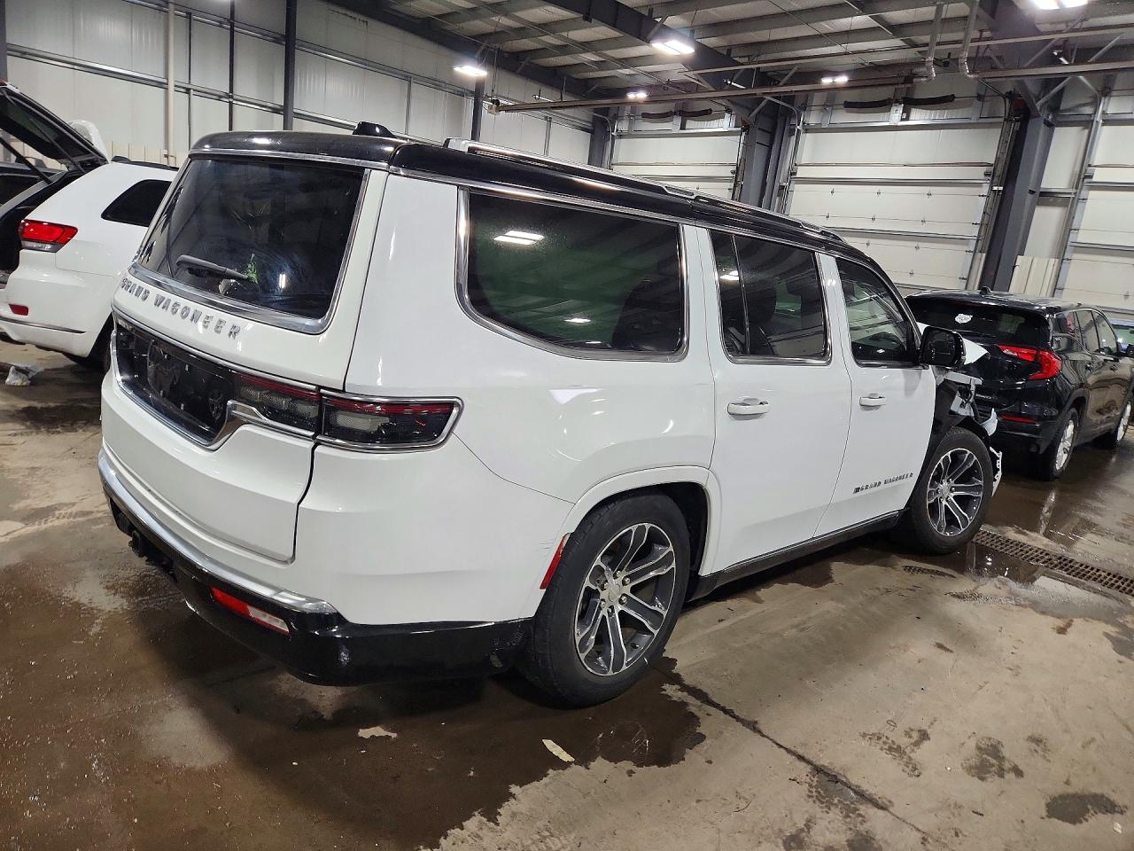 2023 JEEP Grand wago VIN 1C4SJVEJ7PS570435 photo 3