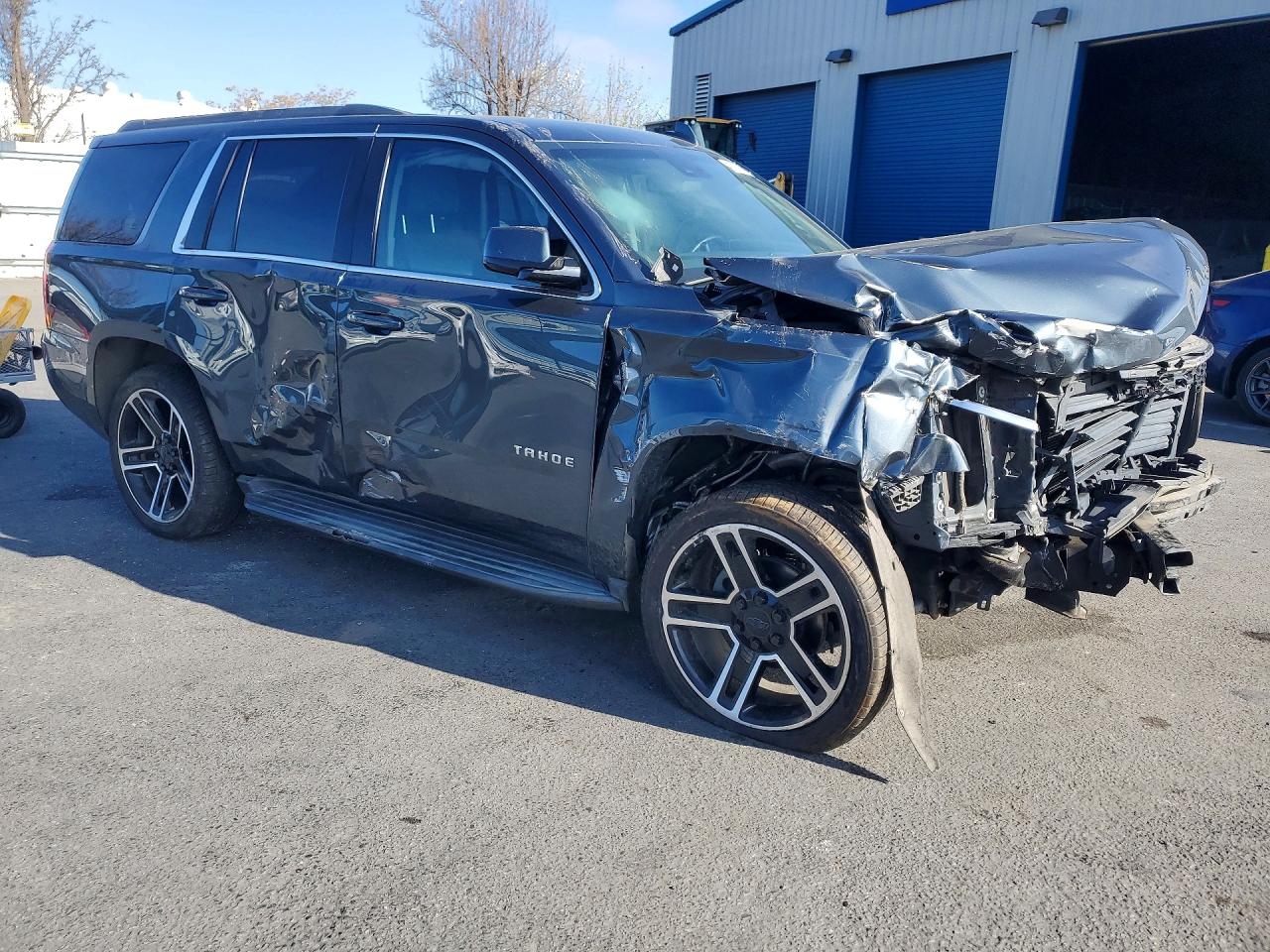 2019 CHEV Tahoe VIN 1GNSKAKC8KR285522 photo 4