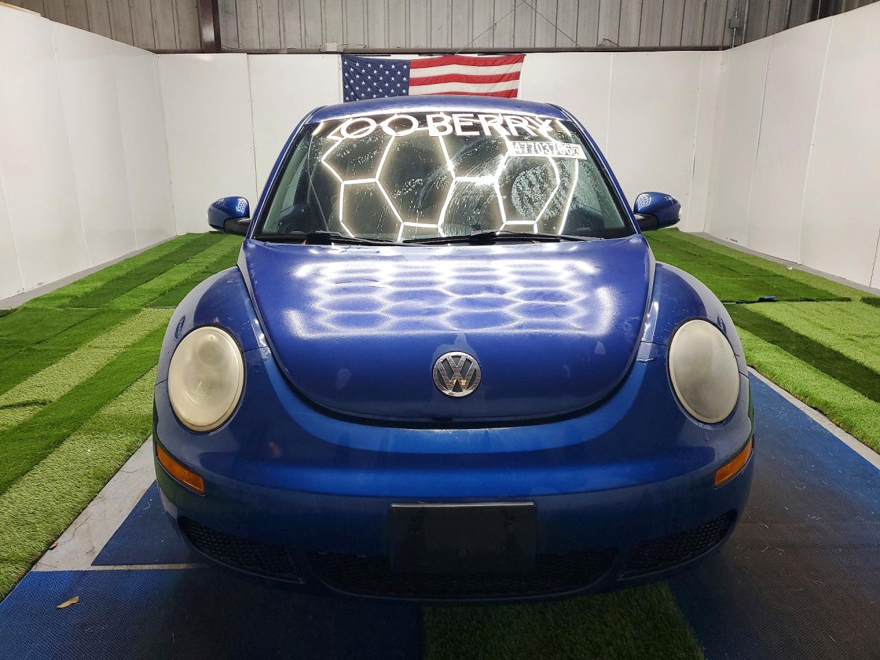2008 VOLKSWAGEN Beetle VIN 3VWPW31C88M520976 photo 5