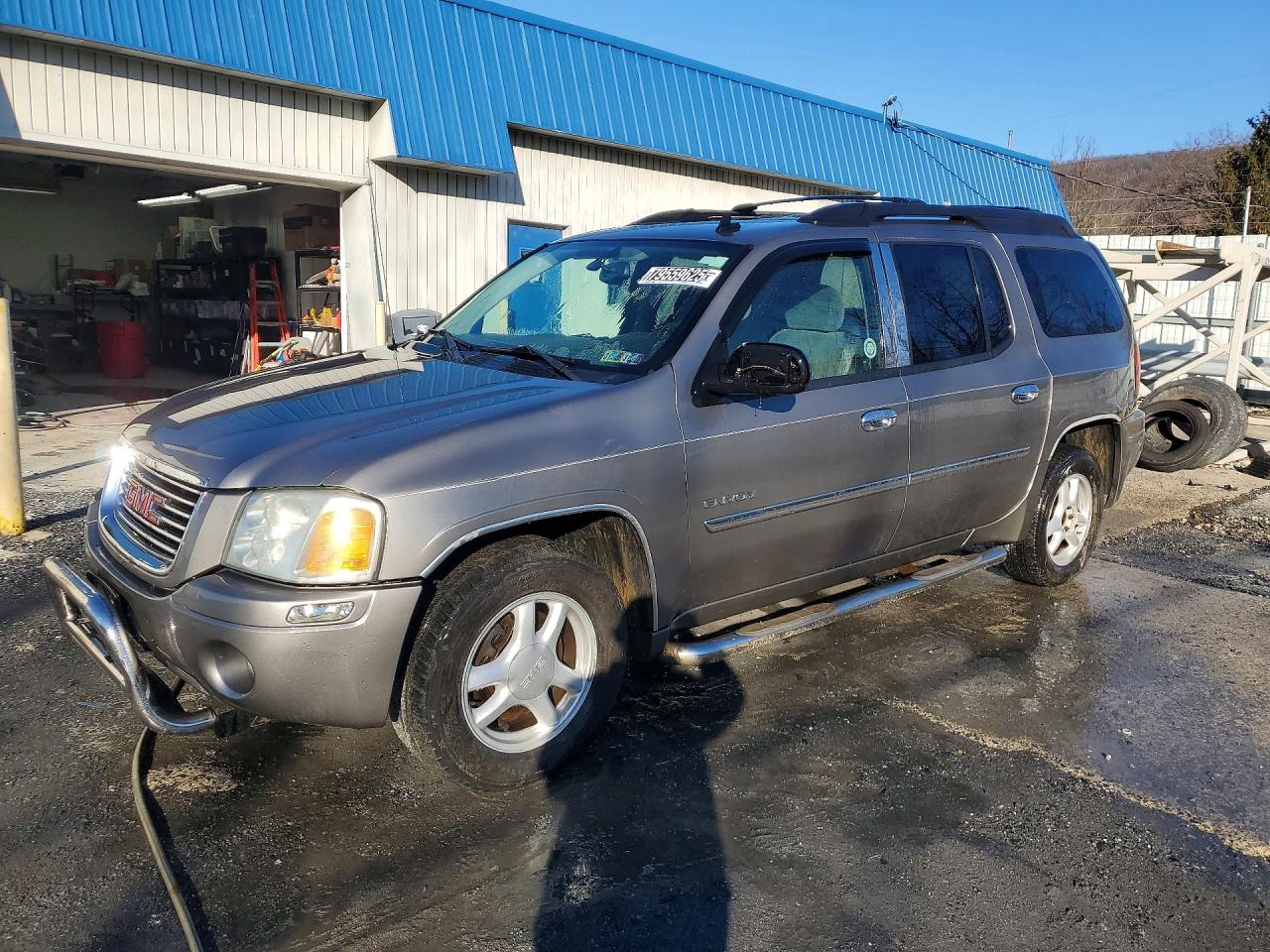 2006 GMC Envoy VIN 1GKET16S966171948 photo 1