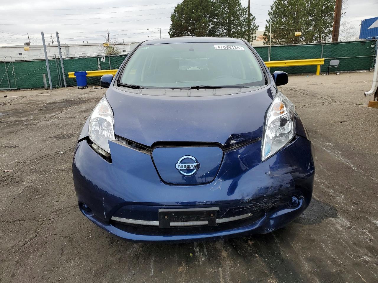 2016 NISSAN Leaf VIN 1N4BZ0CP6GC305556 photo 5