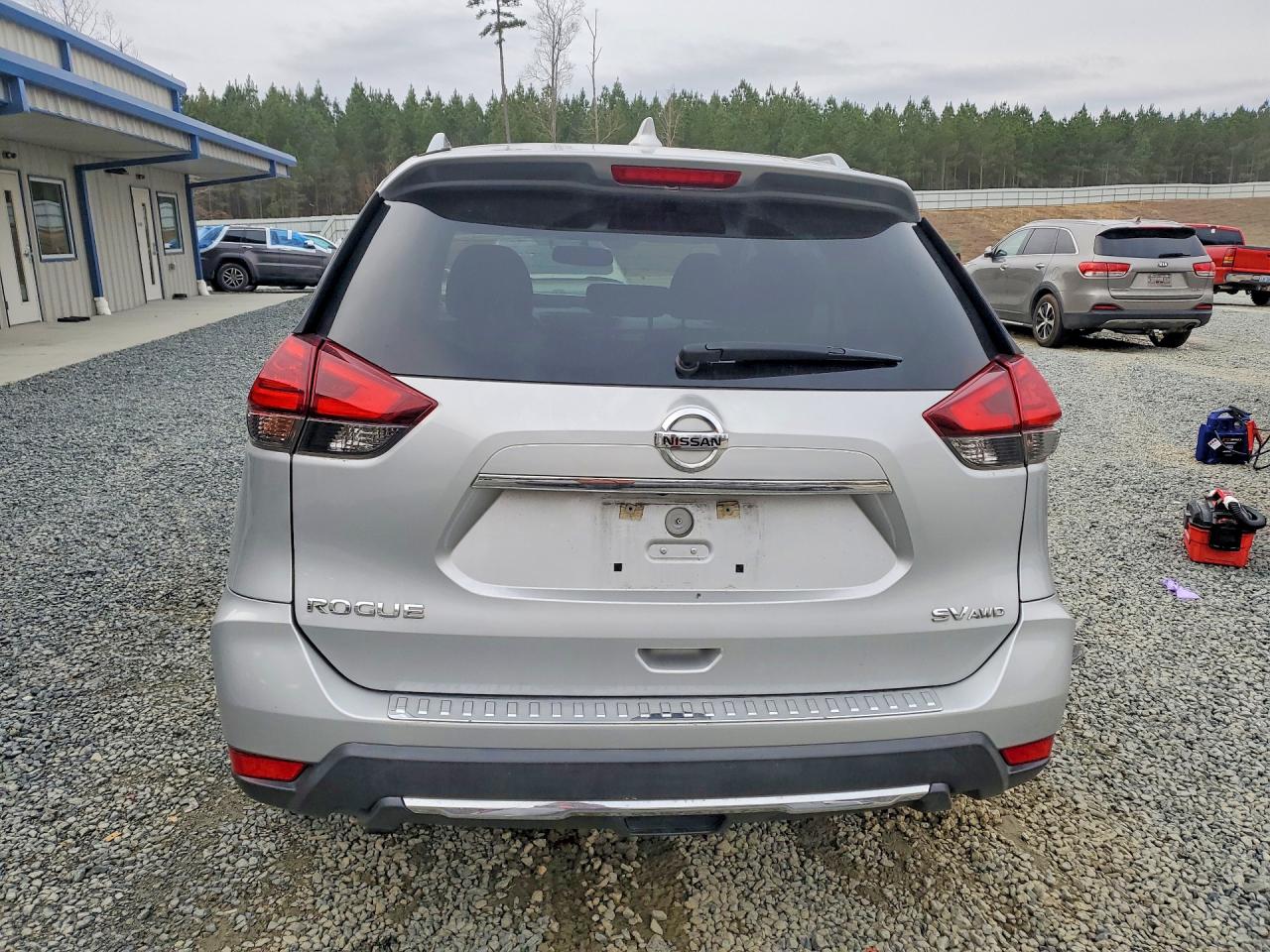 2017 Nissan Rogue VIN 5N1AT2MV9HC775268 photo 6
