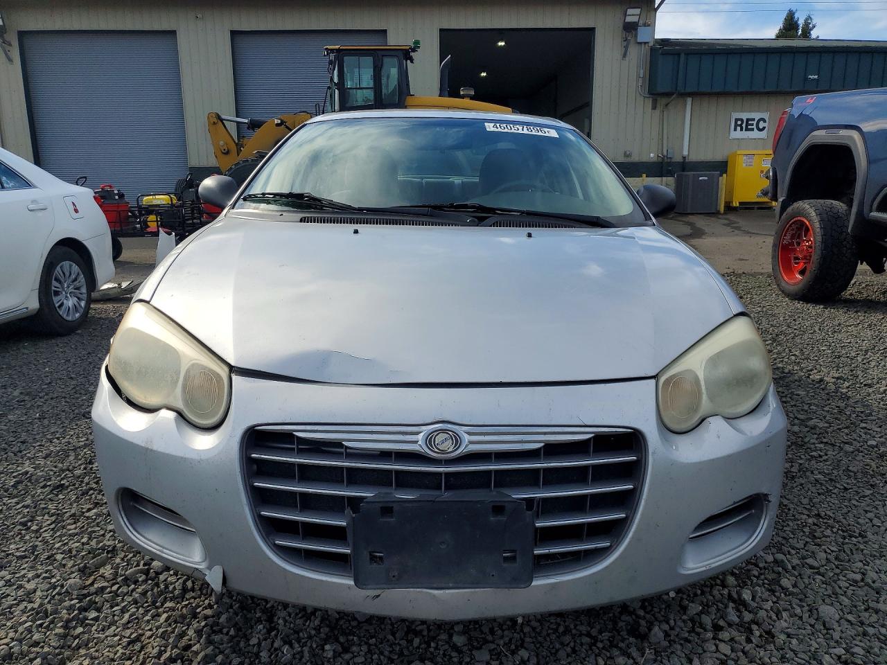 2004 Chrysler Sebring VIN 1C3EL46X24N307630 photo 5