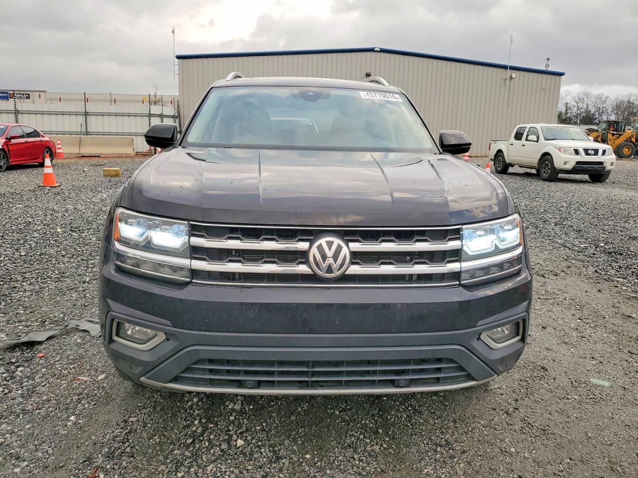2018 Volkswagen Atlas VIN 1V2ER2CA6JC537871 photo 5