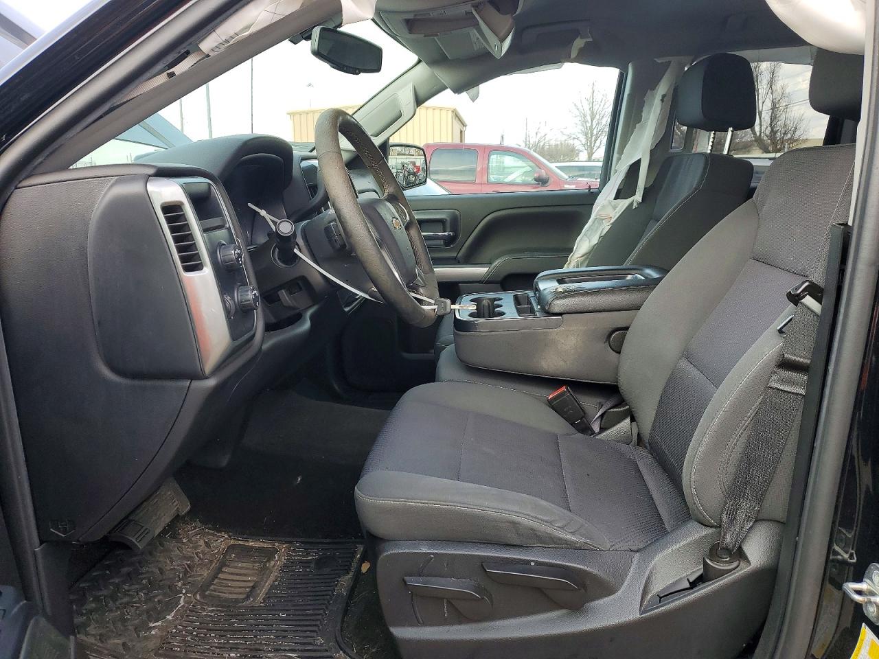 2018 Chev Silverado VIN 1GCVKREC8JZ169901 photo 7