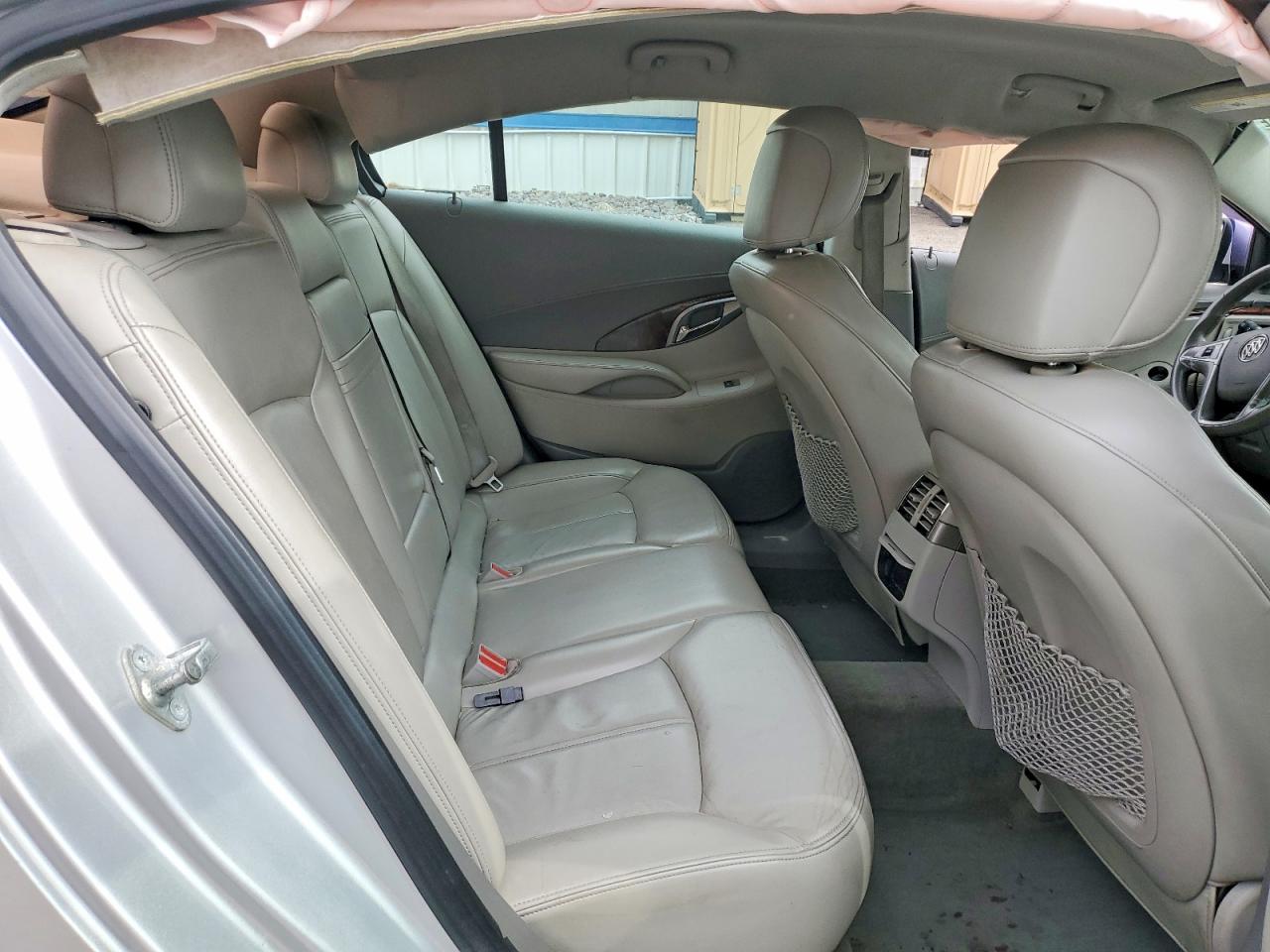 2010 Buick Lacrosse VIN 1G4GC5EG1AF118707 photo 10