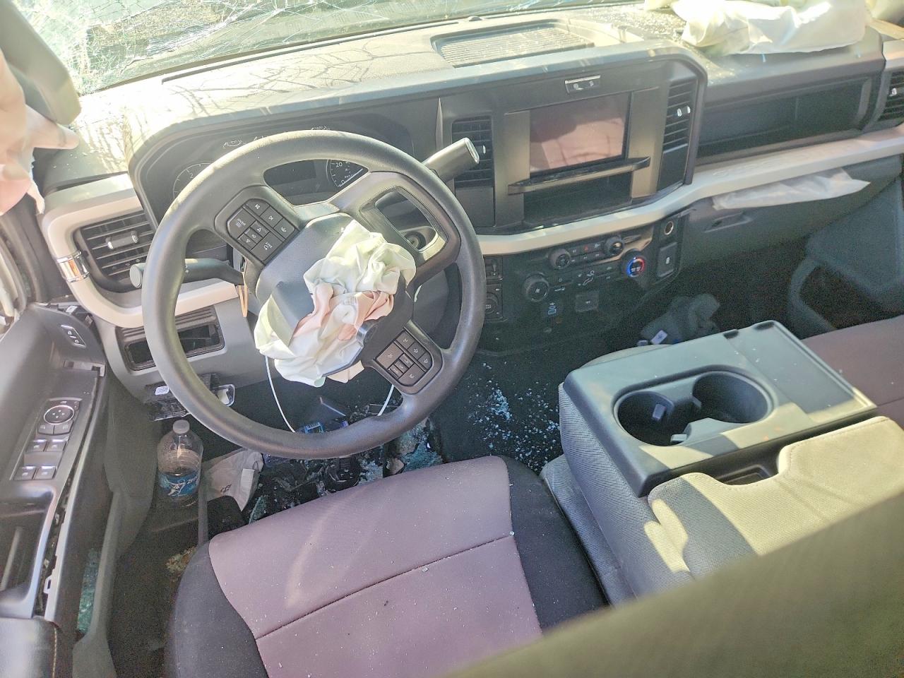 2025 Ford F350 VIN 1FT8W3BTXSED42944 photo 8