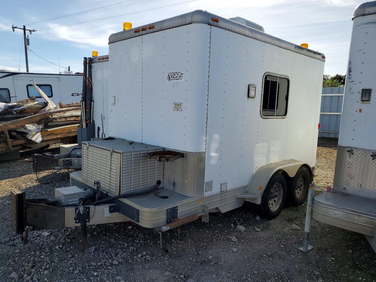 1999 PELSUE FOST 11 FIBER OPTIC SPLICING TRAILER VIN 4FGL01127YC028305 photo 2