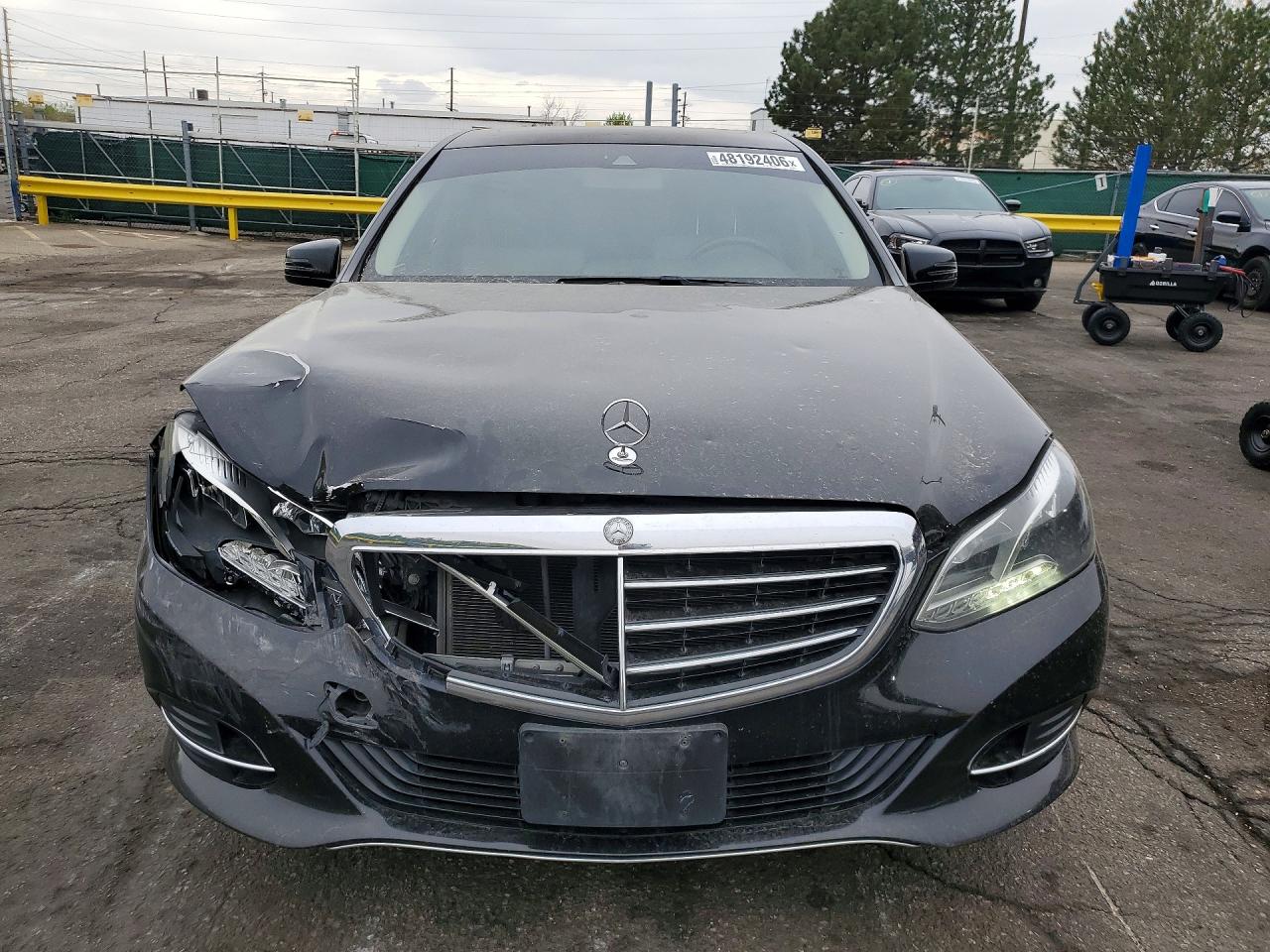 2016 Mercedes-Benz E-class VIN WDDHF8JB0GB313764 photo 5