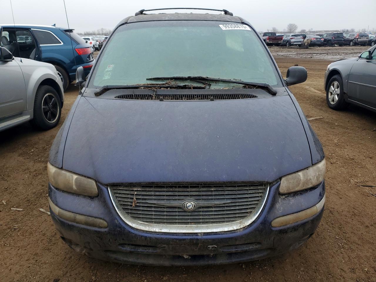 1998 Chrysler Minivan VIN 1C4GP64L4WB510270 photo 5