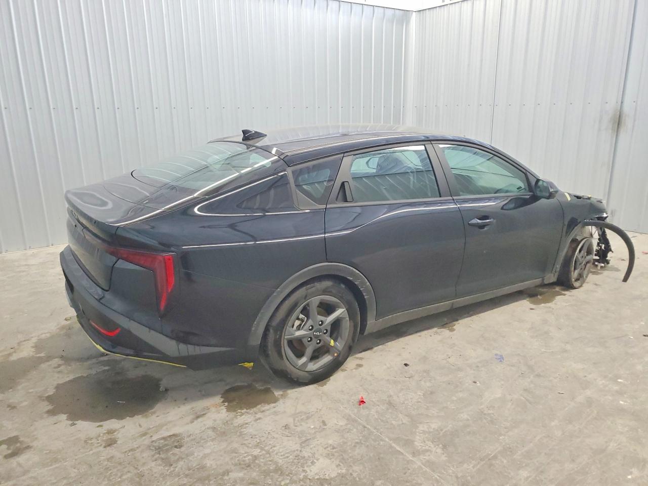 2025 Kia All other VIN 3KPFT4DE5SE059165 photo 3