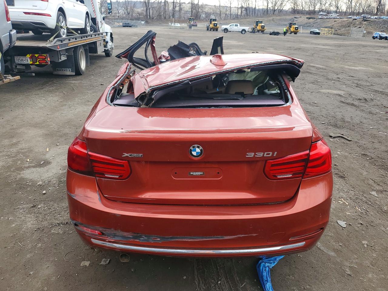 2018 BMW 3 series VIN WBA8D9C52JA615077 photo 6