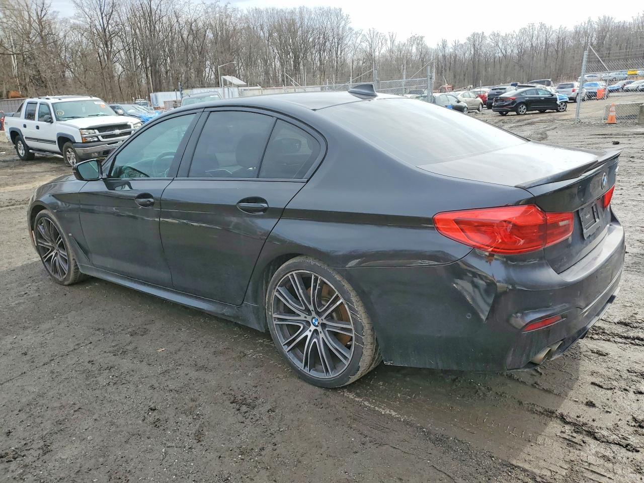 2018 BMW 5 series VIN WBAJE5C55JWA96748 photo 2