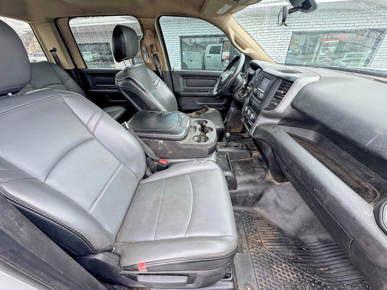 2020 Ram 3500 VIN 3C7WRTCL7LG225669 photo 5