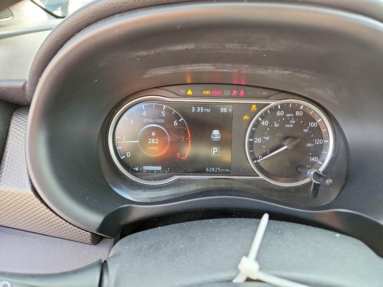 2019 Niss Kicks VIN 3N1CP5CU3KL544909 photo 9