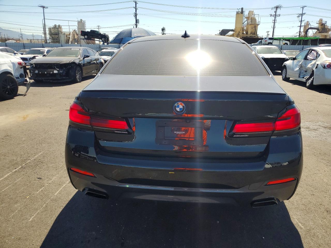 2023 BMW 5 series VIN WBA13AG09PCM42255 photo 6