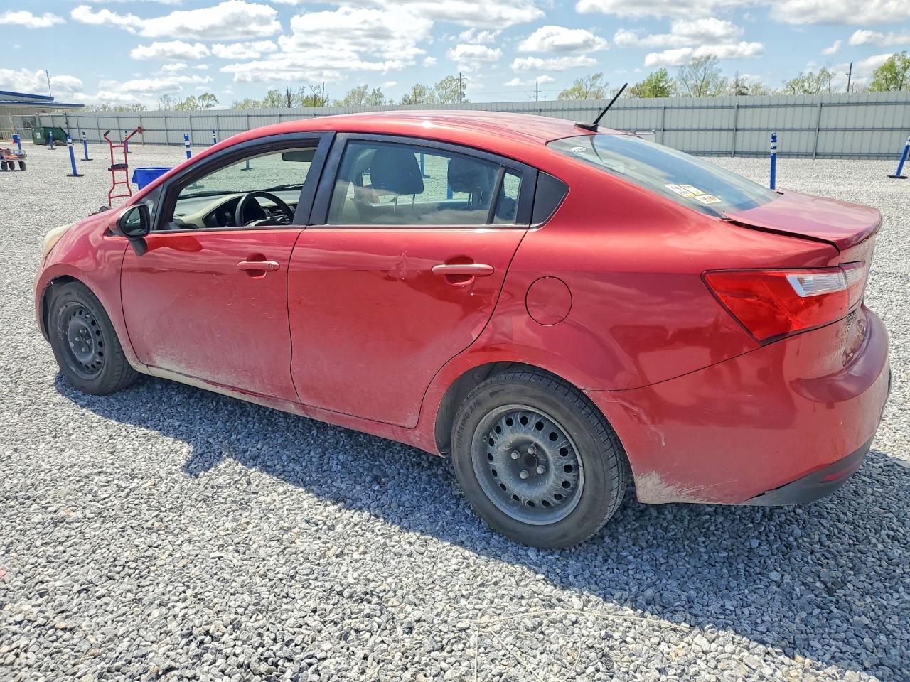 2015 Kia Rio VIN KNADM4A3XF6503866 photo 2