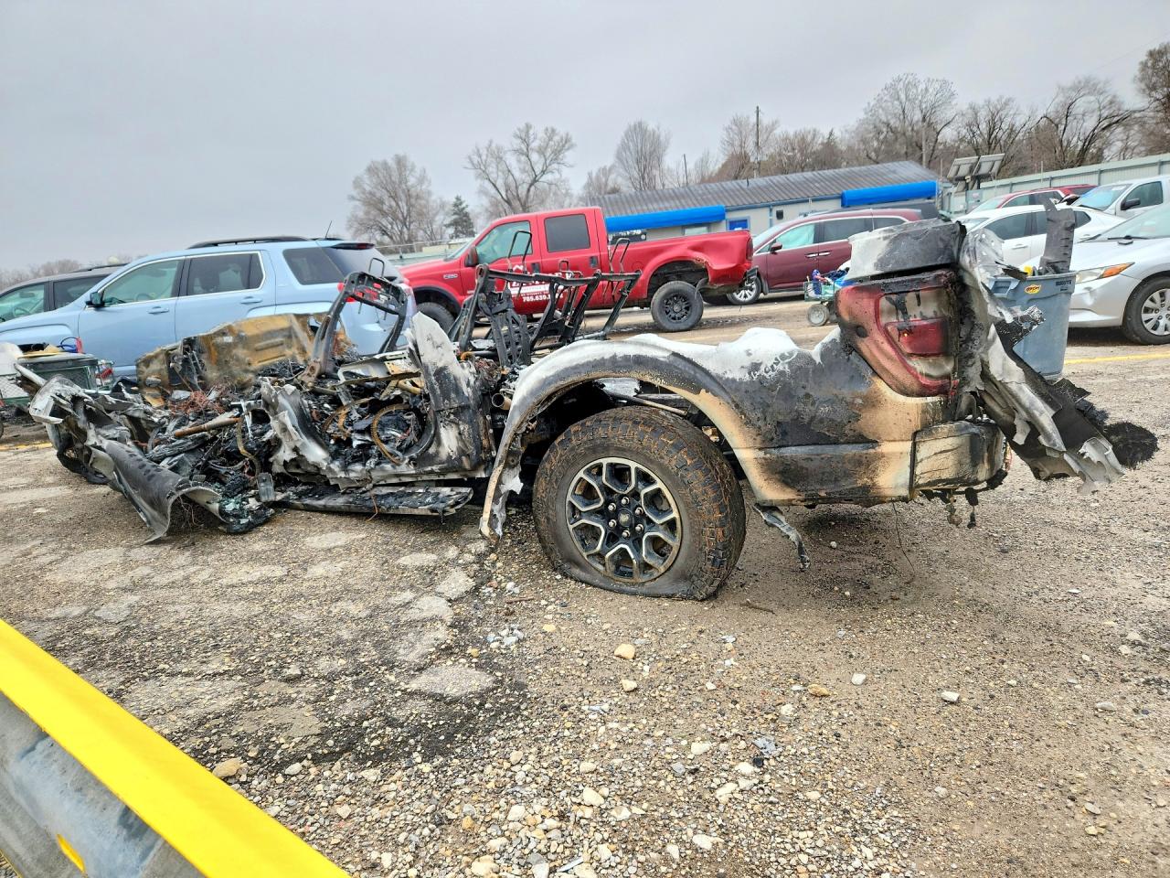 2023 Ford F150 VIN 1FTFW1ED3PFA98944 photo 2