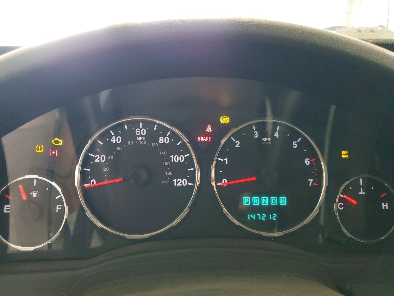 2010 Jeep Liberty VIN 1J4PN2GK8AW131639 photo 9