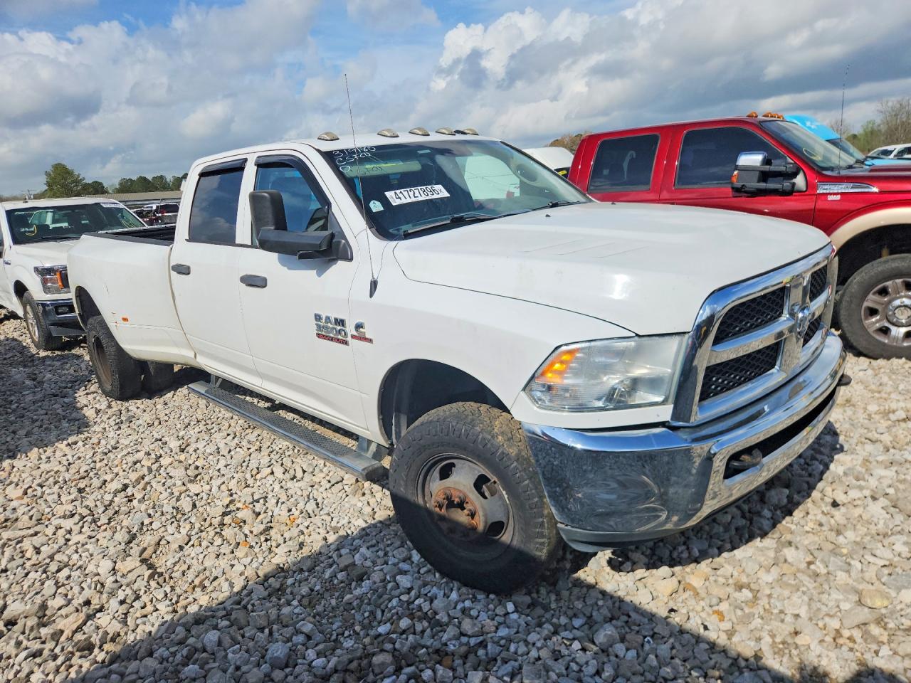 2018 Ram All models VIN 3C63RRGL5JG319180 photo 4