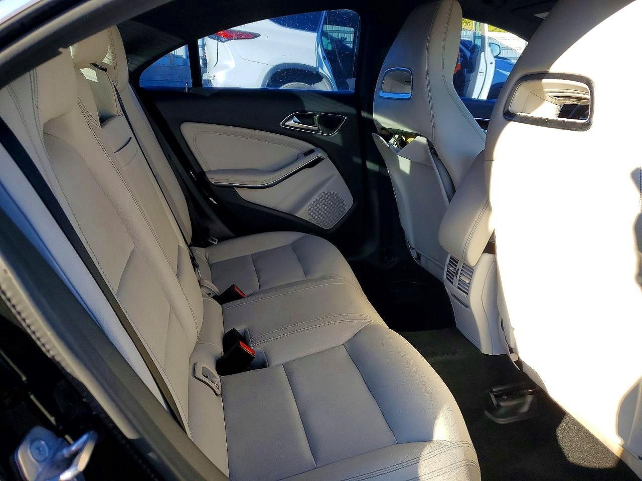 2019 Mercedes-Benz Cla-class VIN WDDSJ4EB7KN773941 photo 10