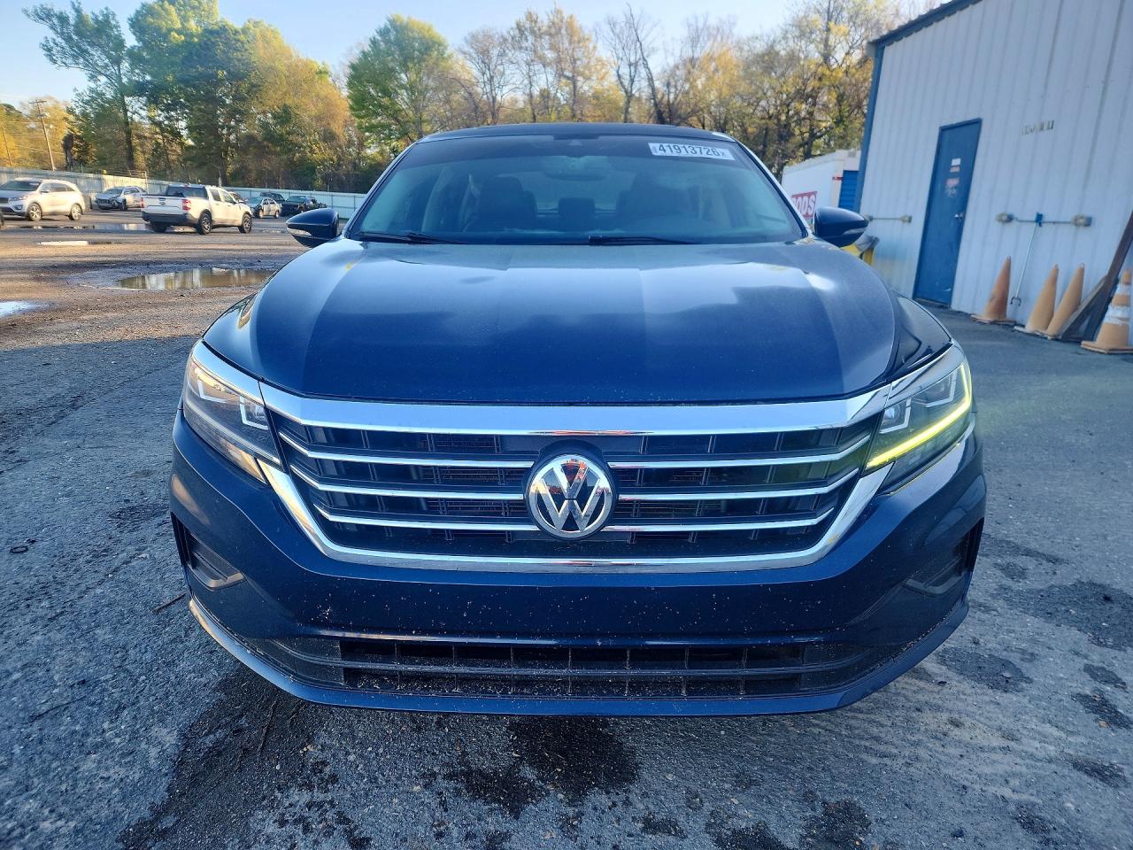 2021 Volkswagen Passat VIN 1VWSA7A38MC008212 photo 5
