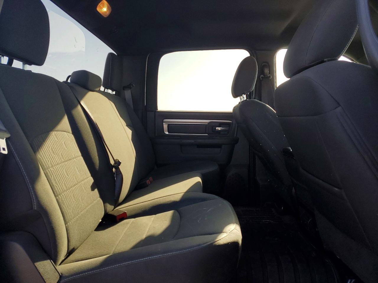 2024 RAM 1500 VIN 1C6RR7LG5RS149043 photo 10