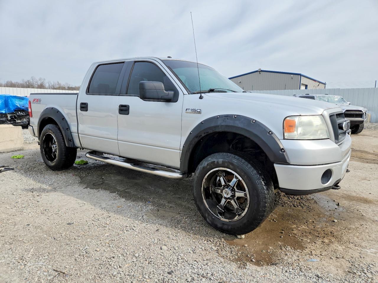 2008 Ford F150 VIN 1FTPW14V88FA85722 photo 4
