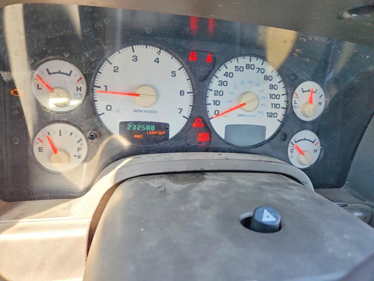 2004 Dodge Ram 1500 VIN 1D7HU16N04J122010 photo 9