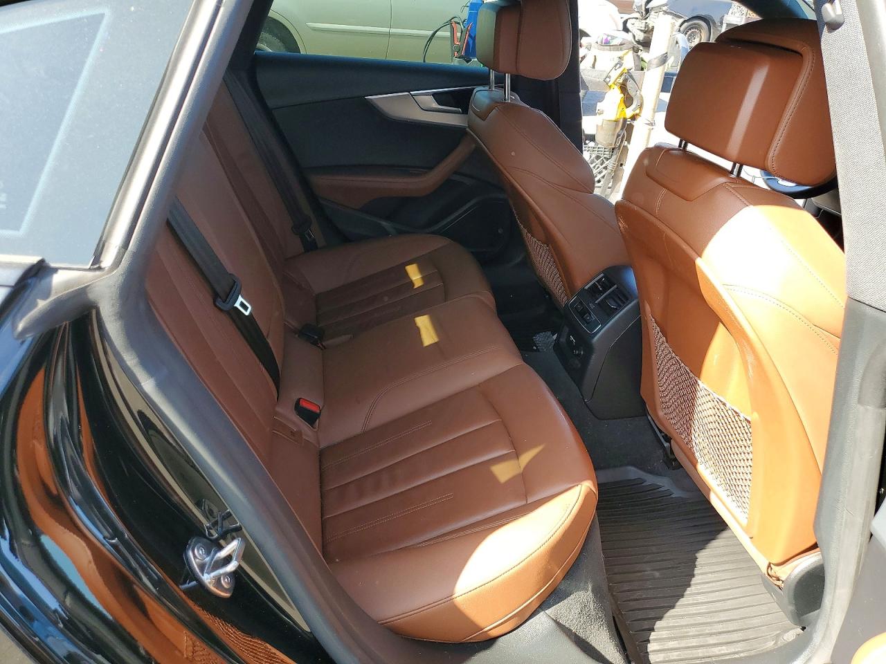 2024 Audi A5 VIN WAUFACF59RA035488 photo 10