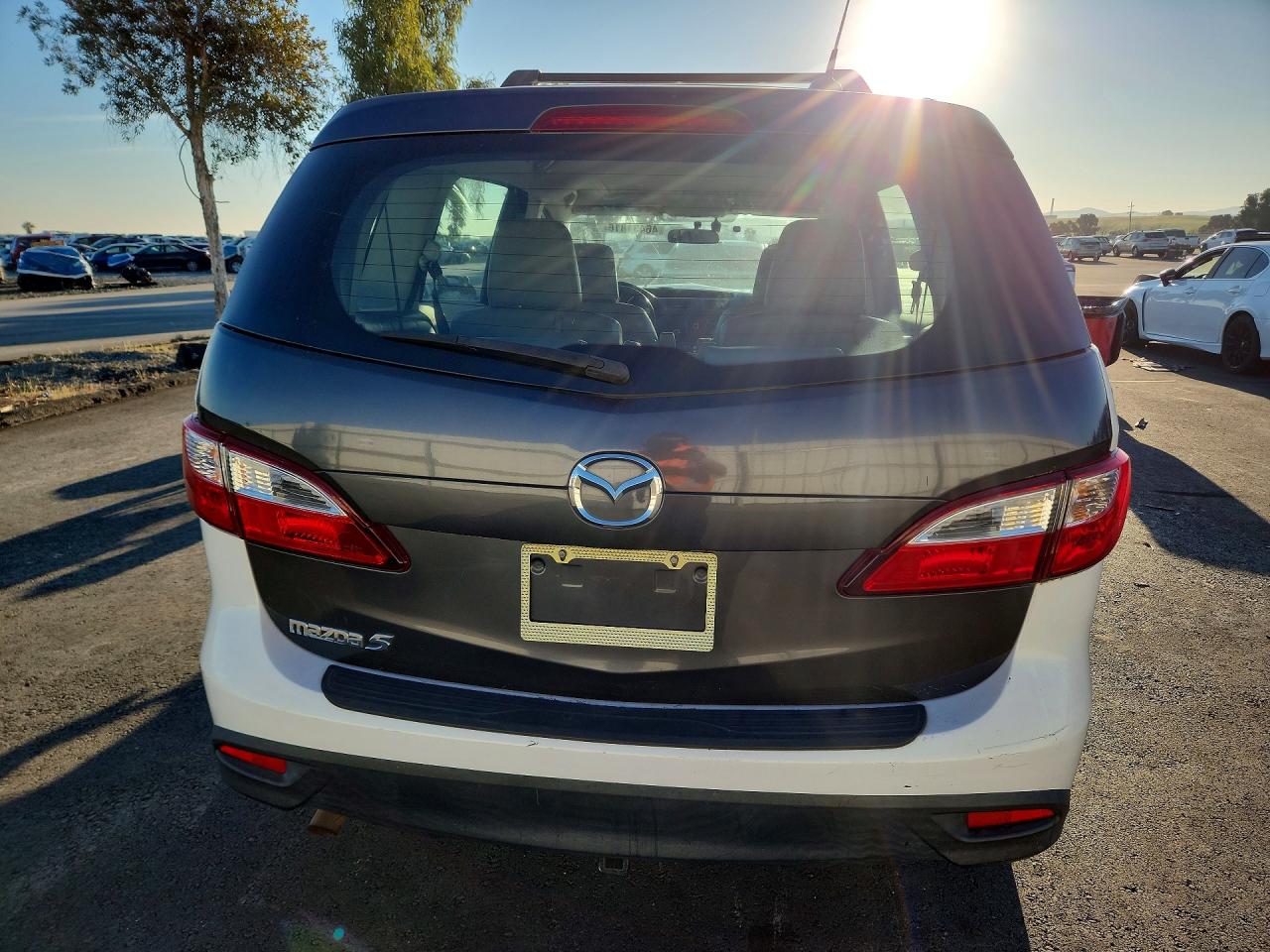2011 Mazda 5 VIN JM1CW2DL1C0109003 photo 6