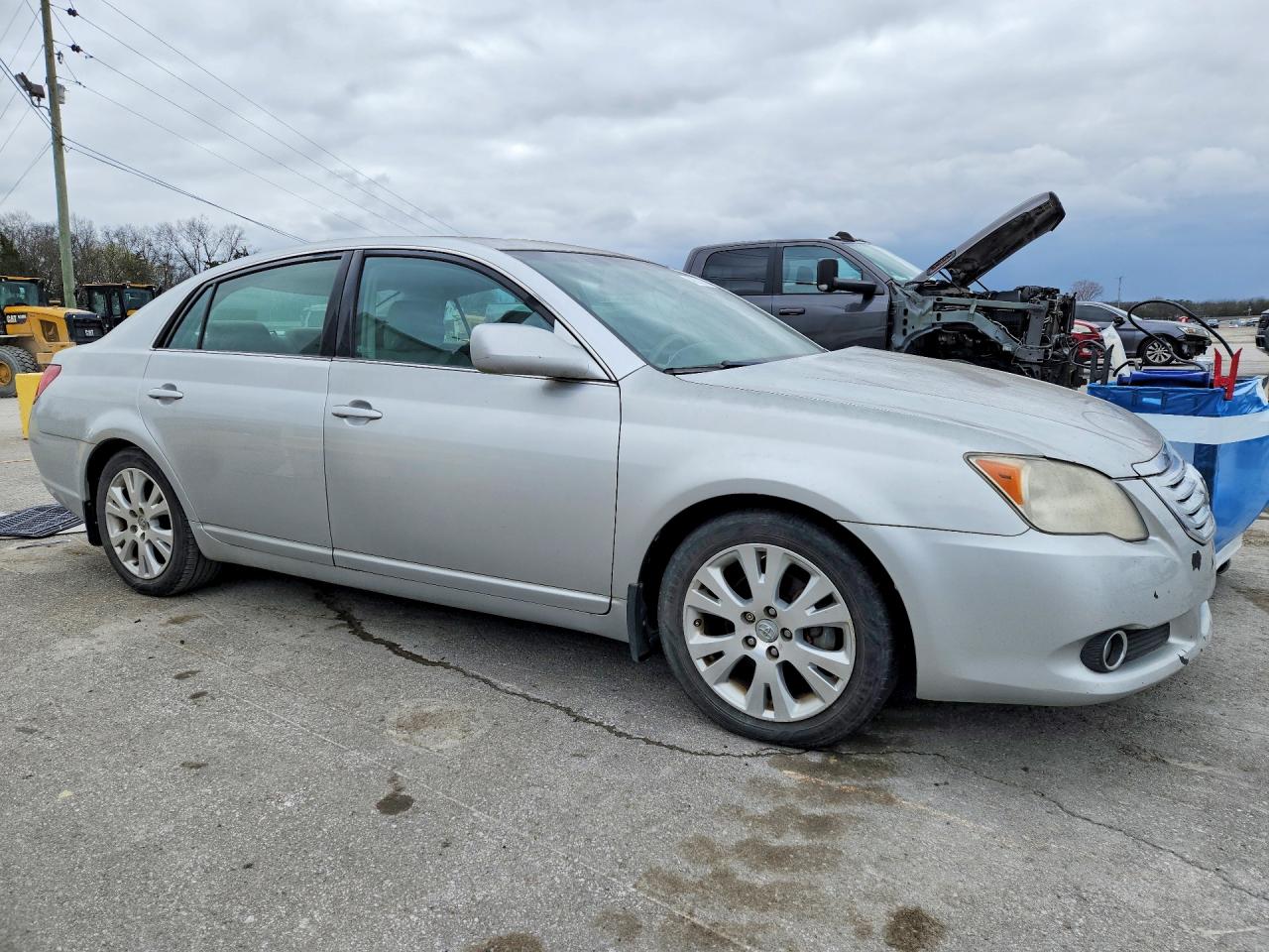 2008 Toyota Avalon VIN 4T1BK36B48U315445 photo 4