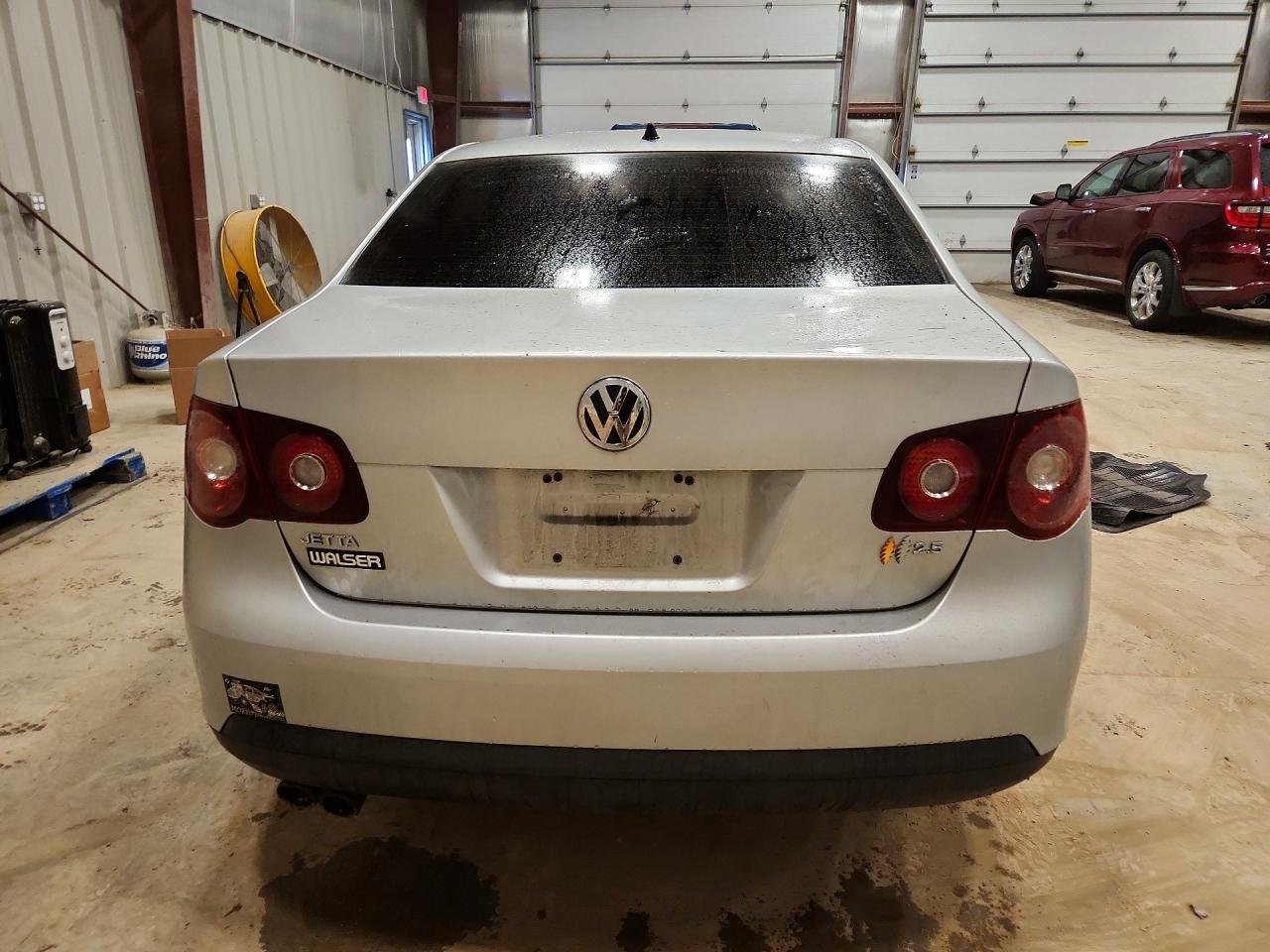 2009 VOLKSWAGEN Jetta VIN 3VWJZ71KX9M084077 photo 6