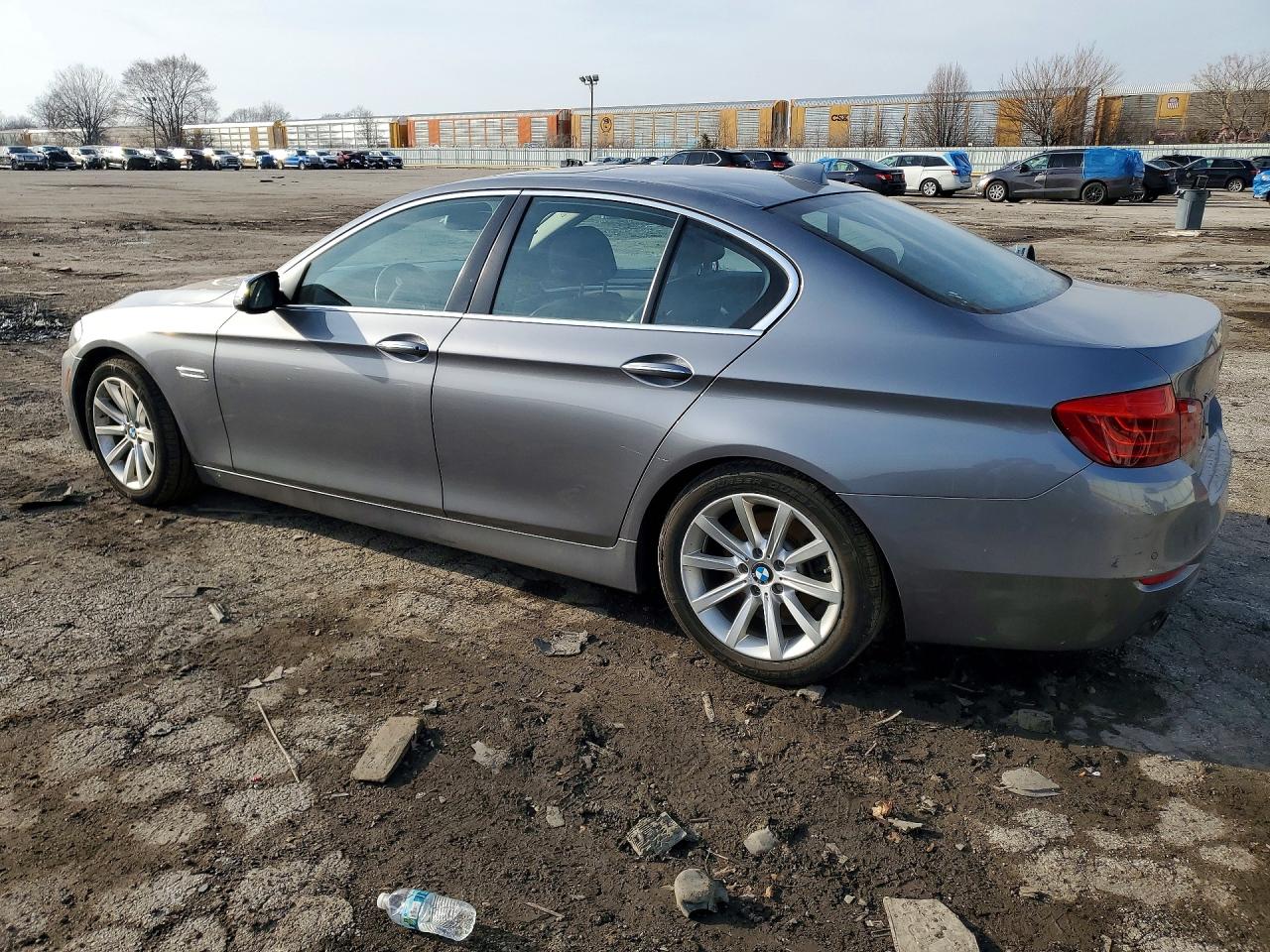 2014 BMW 5 series VIN WBA5B3C56ED539308 photo 2