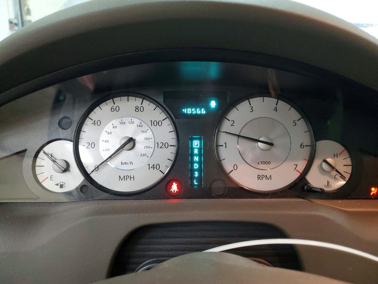 2008 Chrysler 300 VIN 2C3LA53G18H310850 photo 9