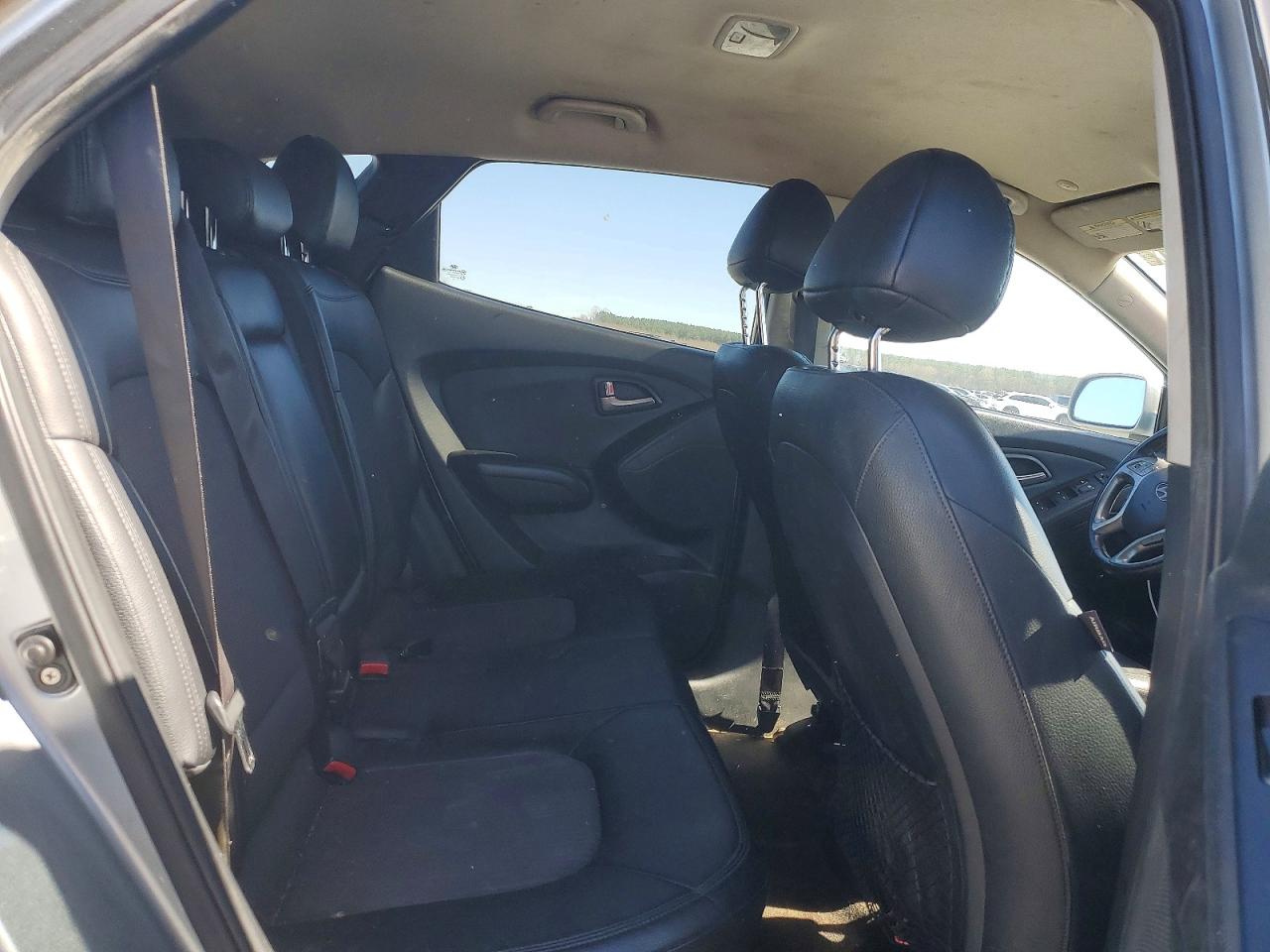 2010 Hyundai Tucson VIN KM8JU3AC3AU071041 photo 10