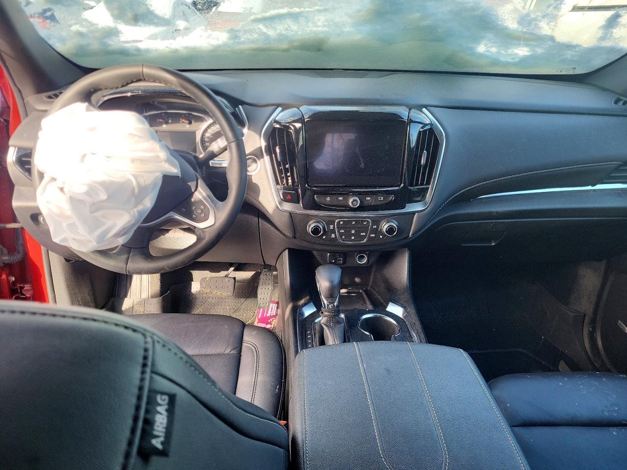 2023 Chev Traverse VIN 1GNEVHKW7PJ311010 photo 8