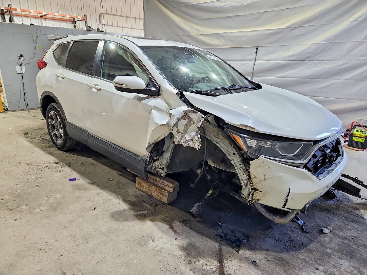 2018 Honda Crv VIN 2HKRW2H89JH683445 photo 4
