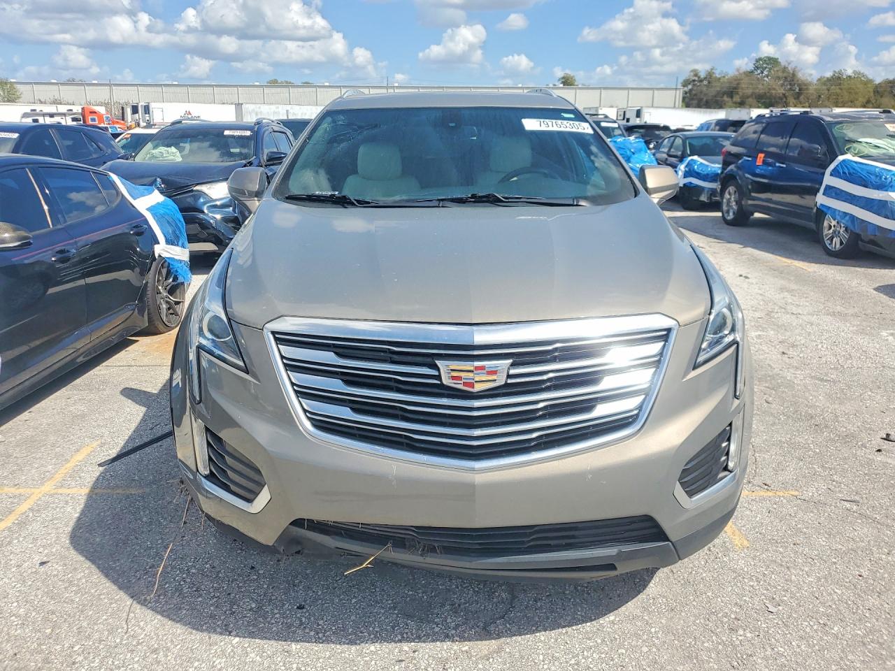 2017 Cadillac Xt5 VIN 1GYKNARS2HZ240947 photo 5