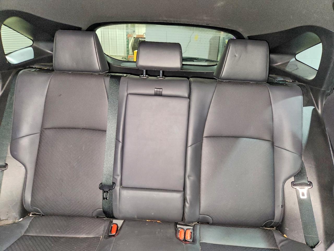2021 Toyota Venza VIN JTEAAAAH0MJ040151 photo 10