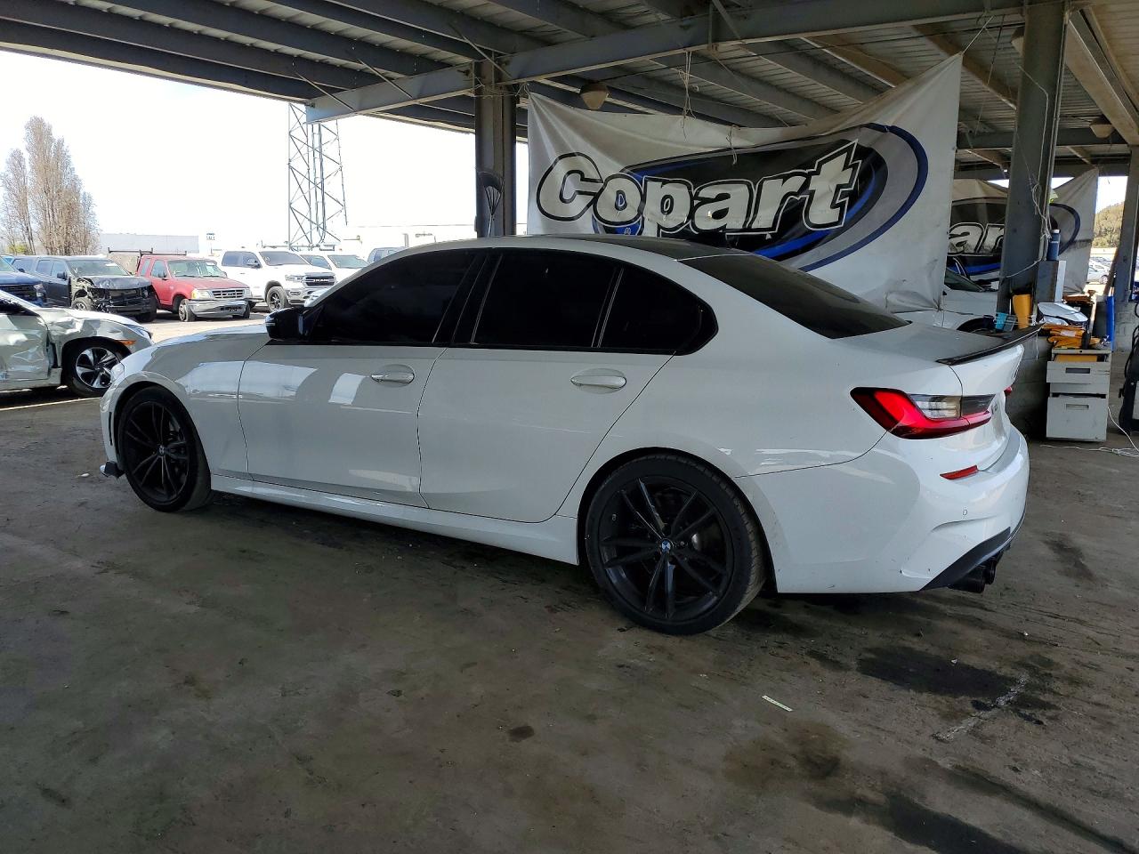 2022 BMW M3 VIN 3MW5U7J00N8C54948 photo 2